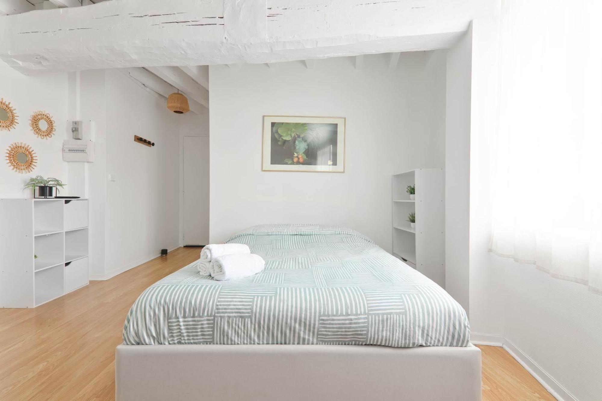 Studio Chaleureux A Etampes, France Extérieur photo