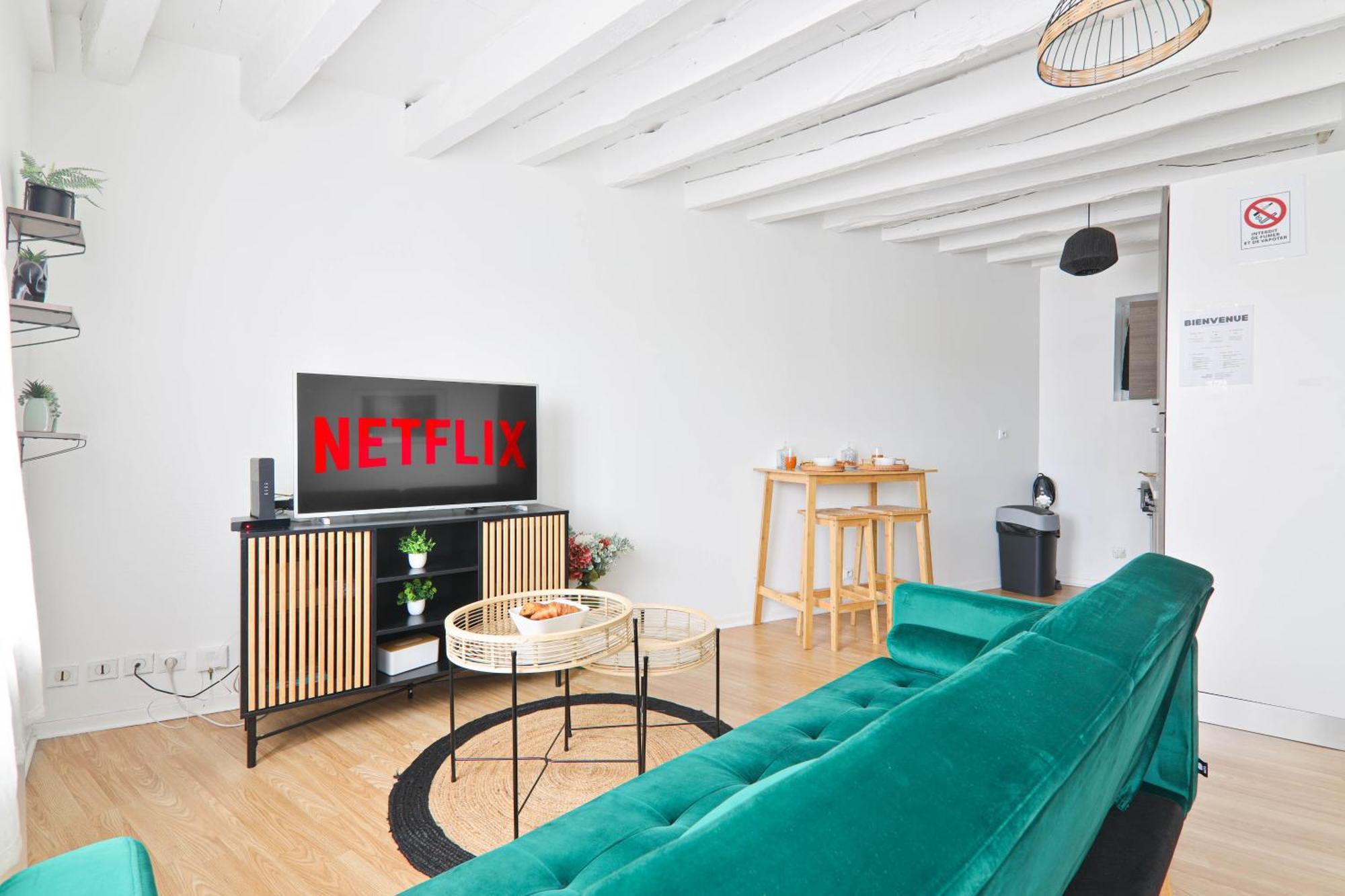 Studio Chaleureux A Etampes, France Extérieur photo